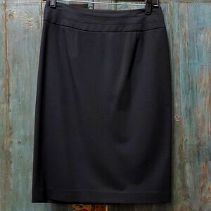 Barney's New York, Classic Black Pencil Skirt, Size 4